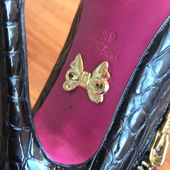 Shoes - Picture 4 of 4